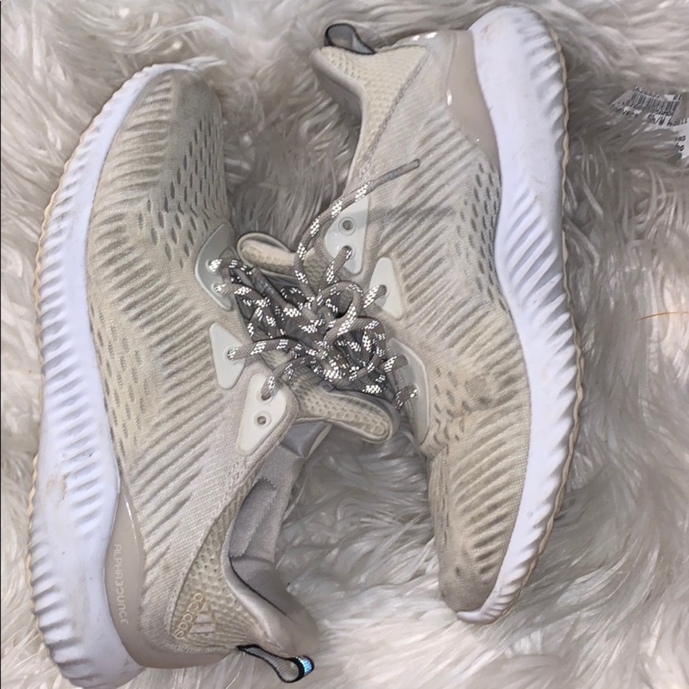 Adidas Bounce Sneakers